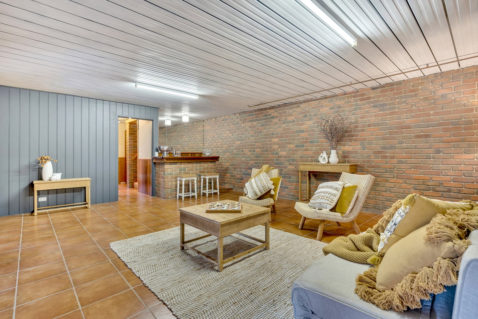 Property Gallery Thumbnail 8