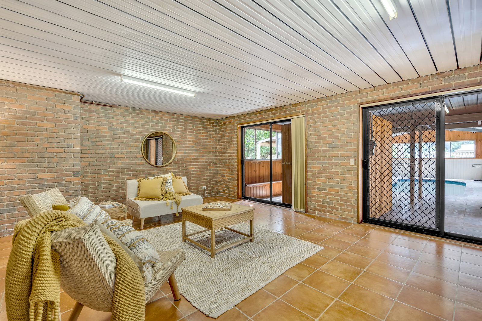Property Gallery Thumbnail 9