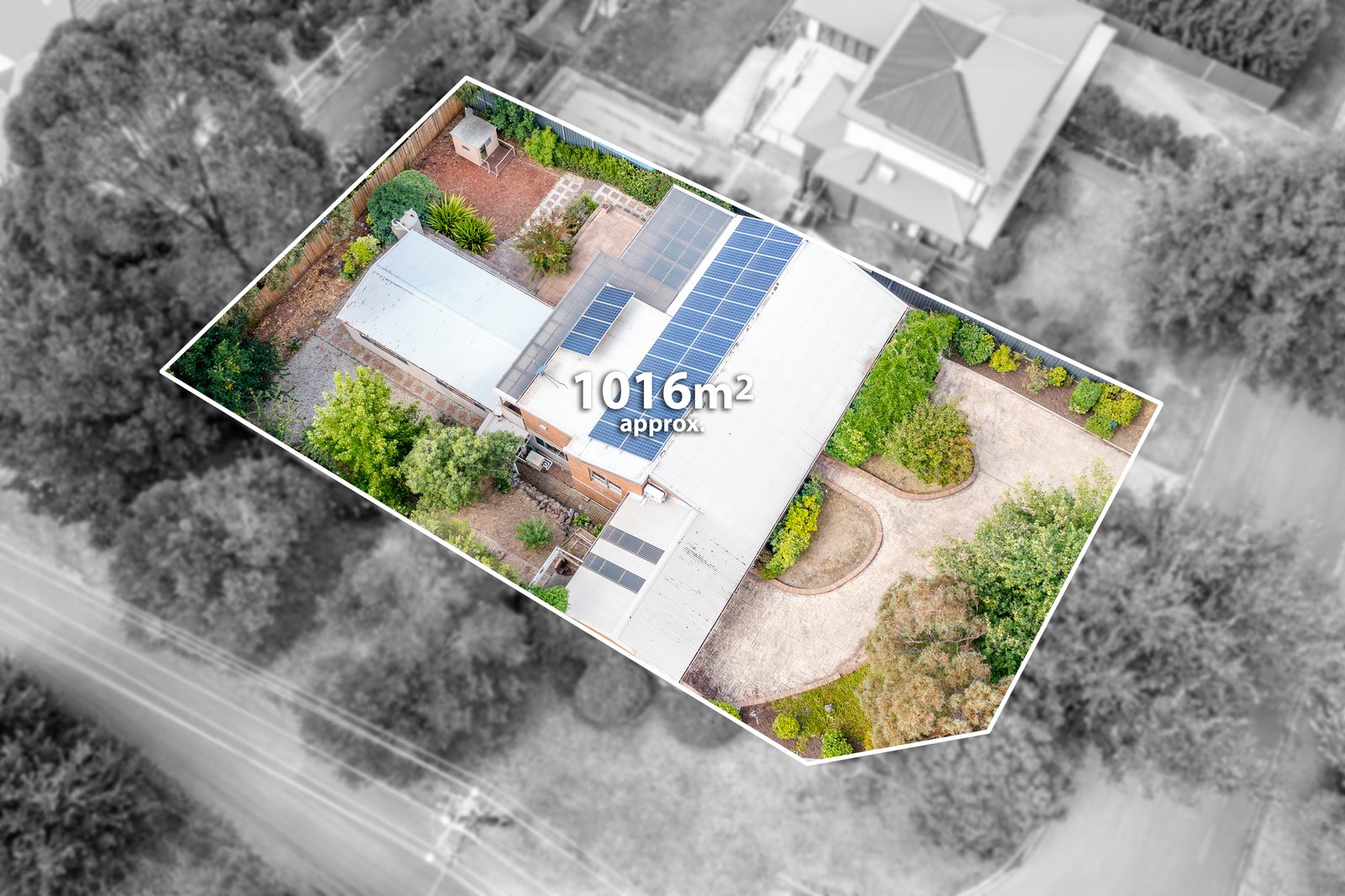 Property Gallery Thumbnail 18