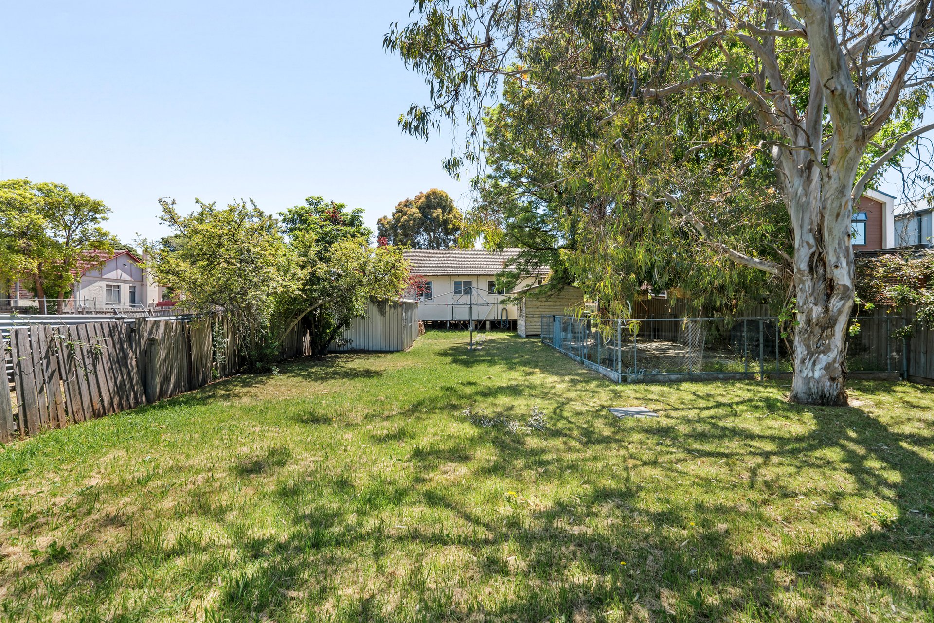 Property Gallery Thumbnail 2