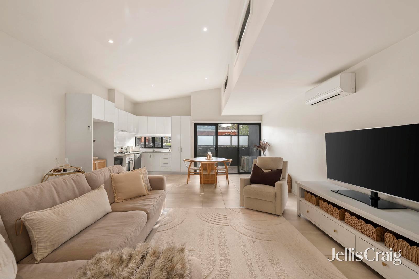 1 Daisy Place, Lilydale image 2