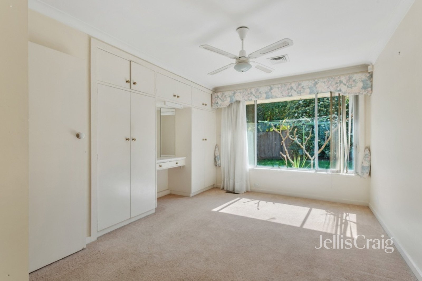 1 Dalvey Street, Heidelberg image 4