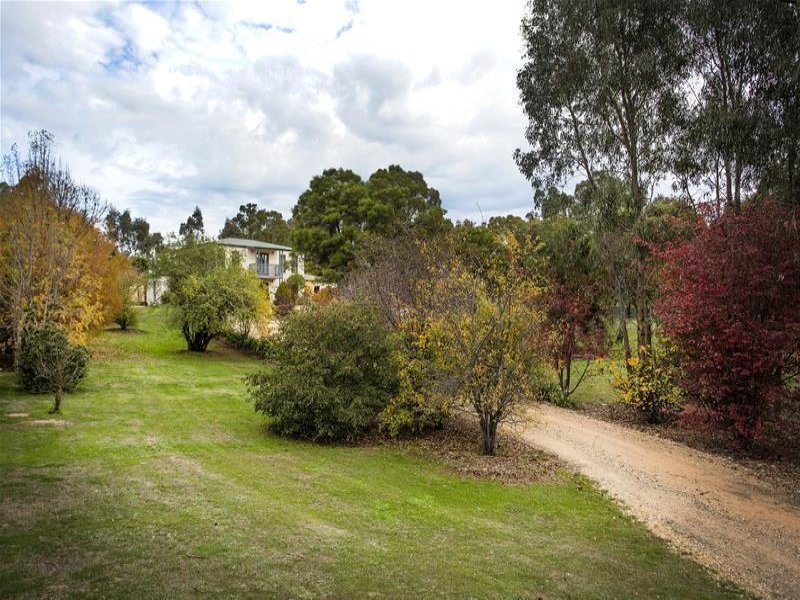 1 Daniell Drive, Castlemaine image 22