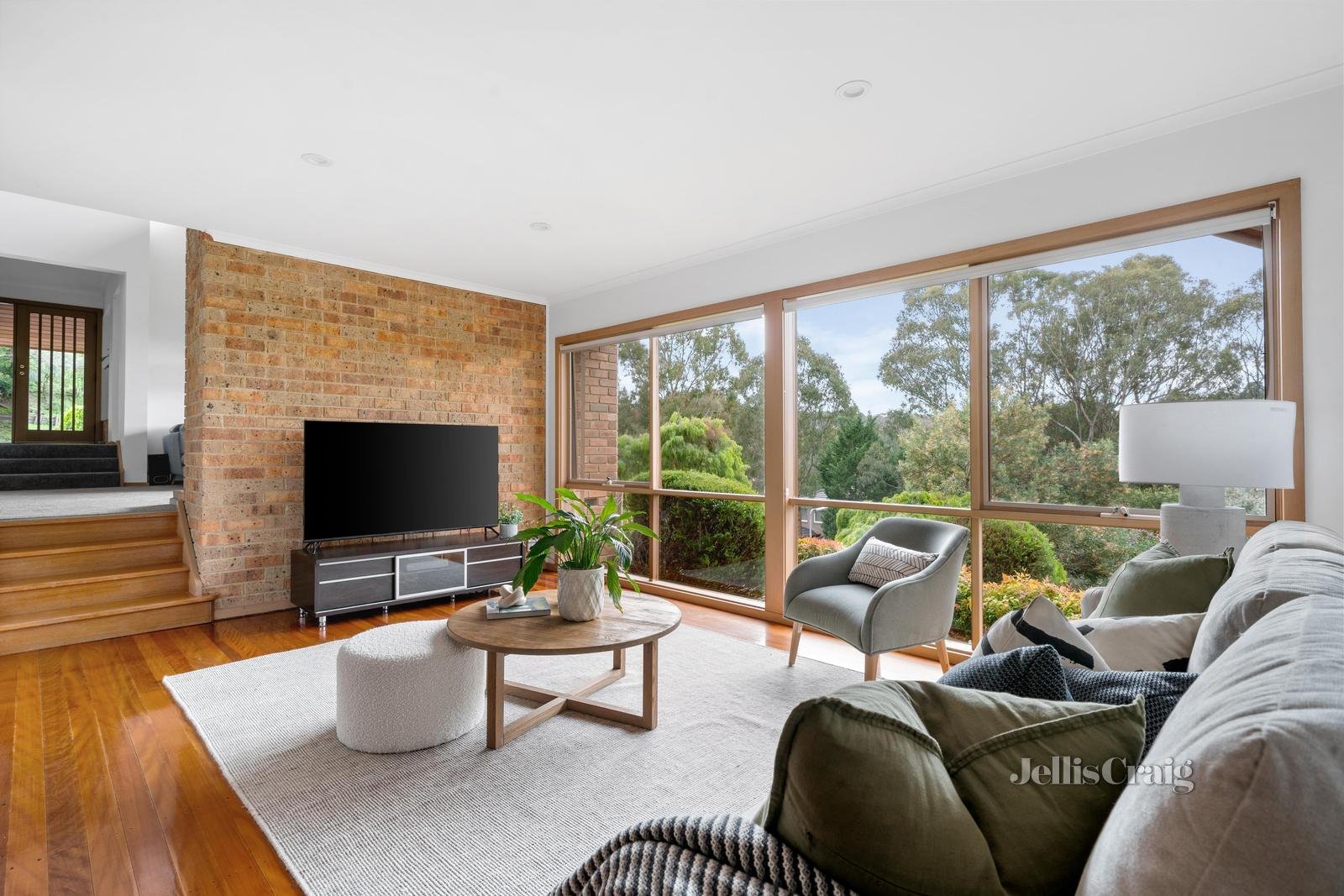 1 Darkan Court, Eltham image 6