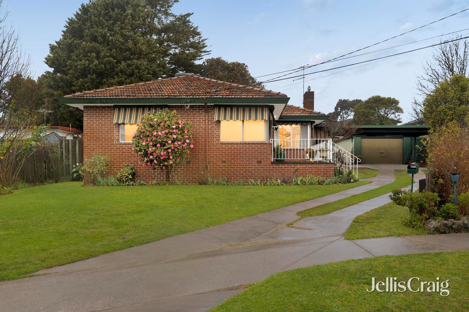 1 Deborah Court, Mount&nbsp;Waverley image 1