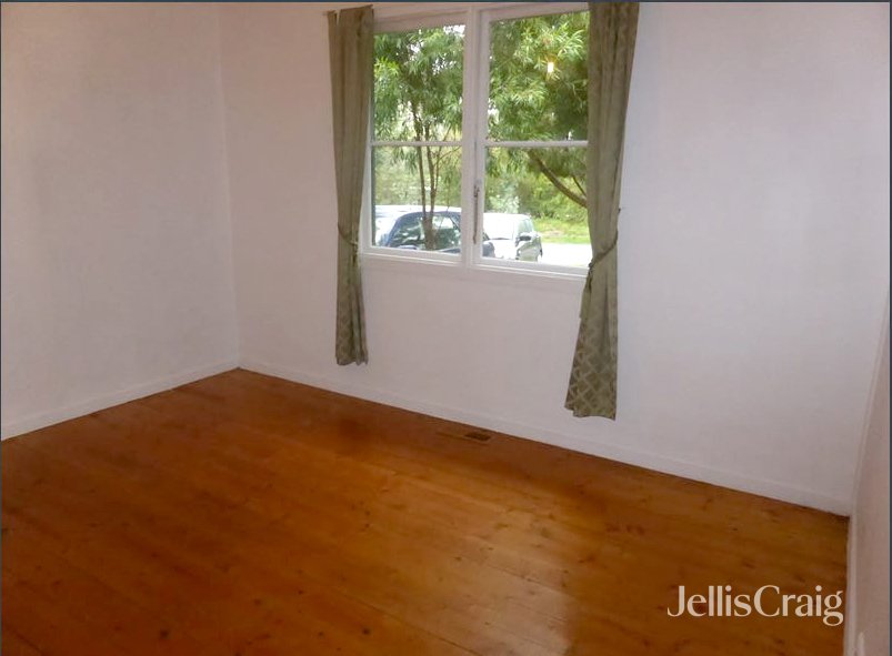 1 Diamond Street, Diamond Creek image 5