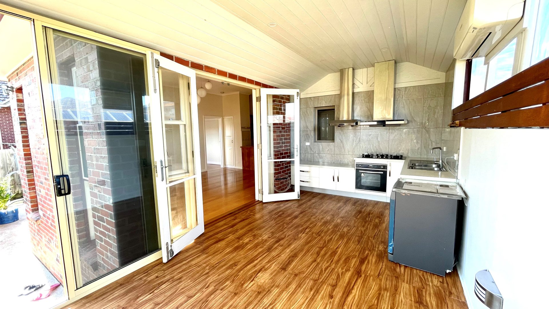 1 Donaldson Street, Bentleigh image 11