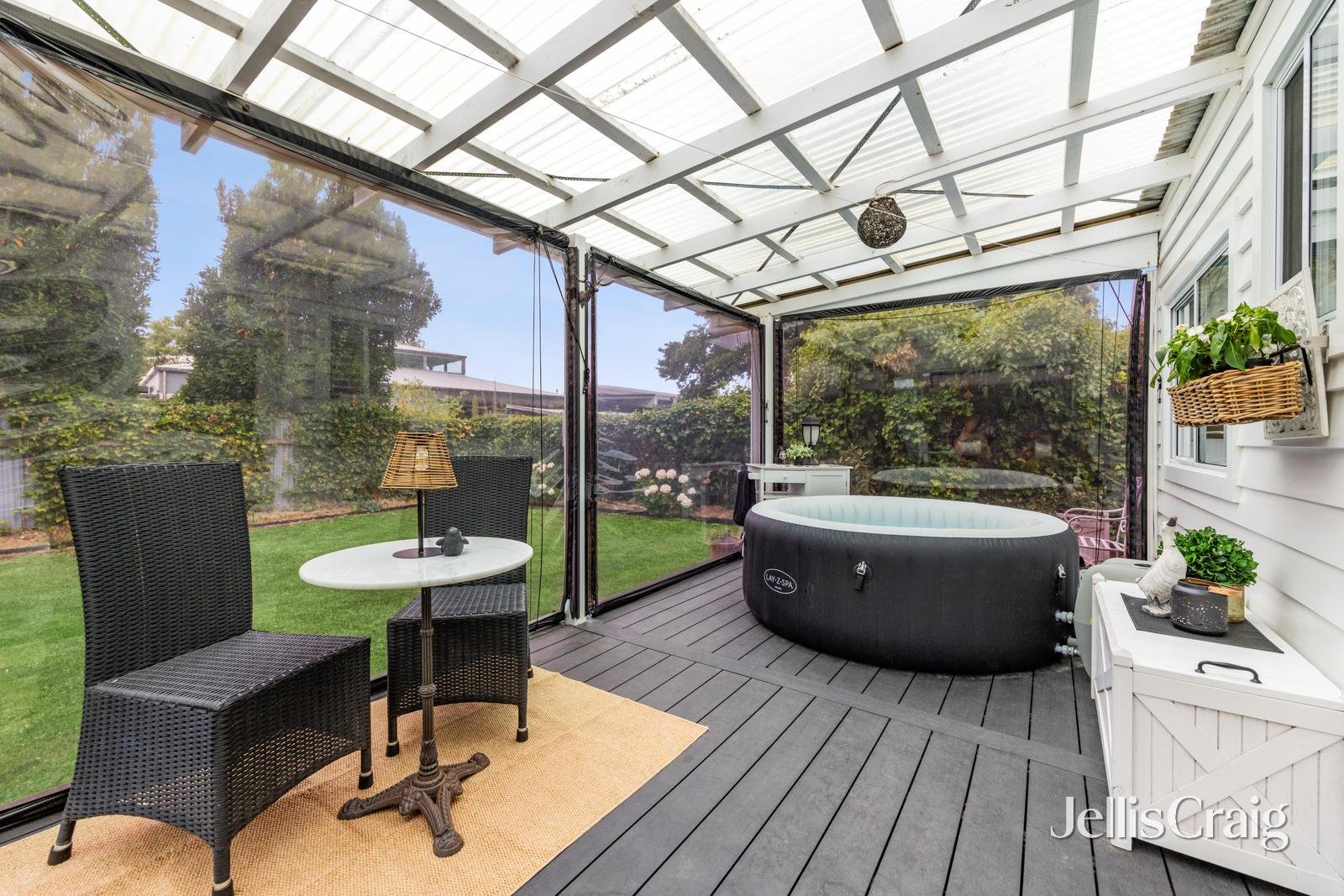 1 Dowling Street, Lake&nbsp;Wendouree image 8