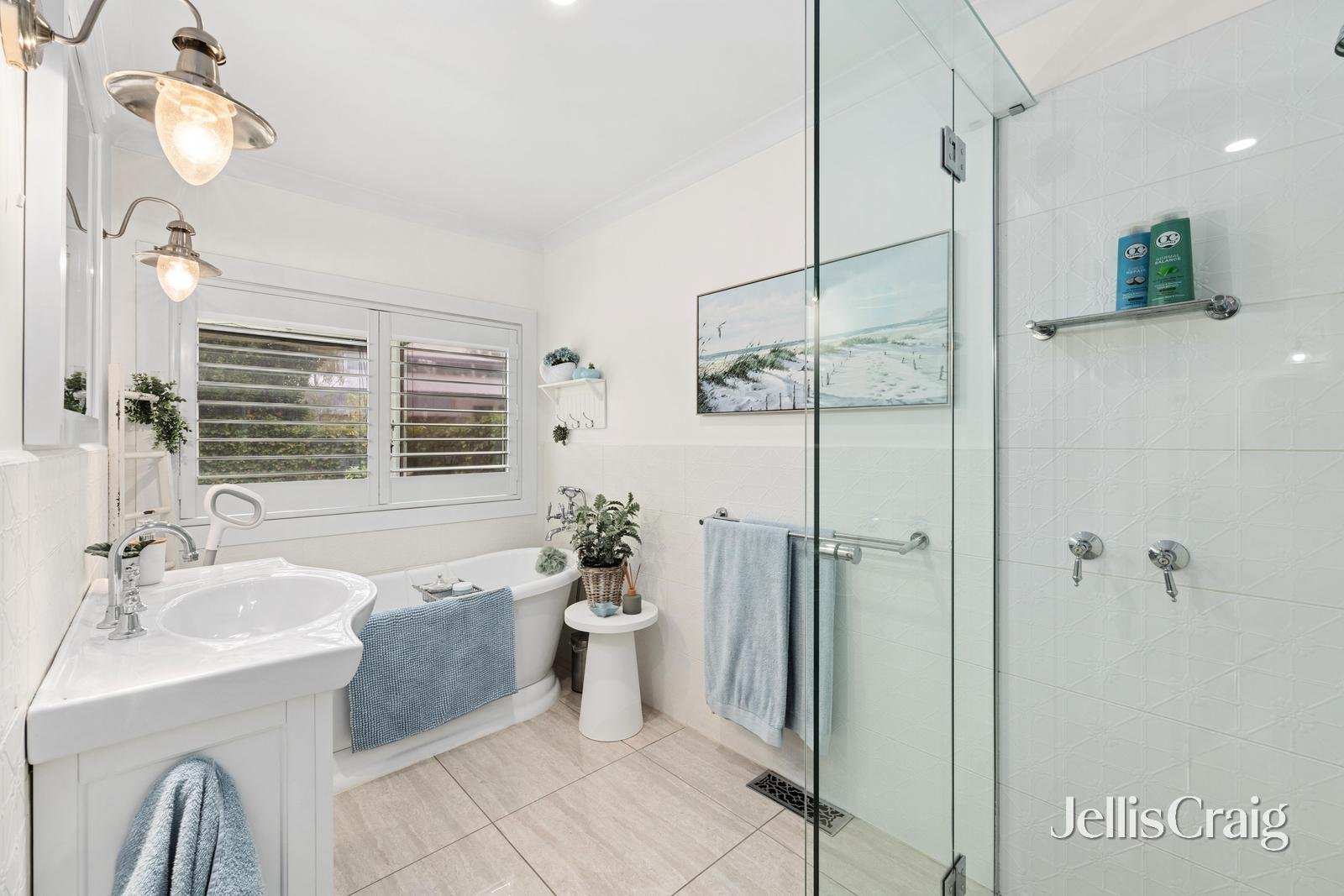 1 Dowling Street, Lake&nbsp;Wendouree image 17