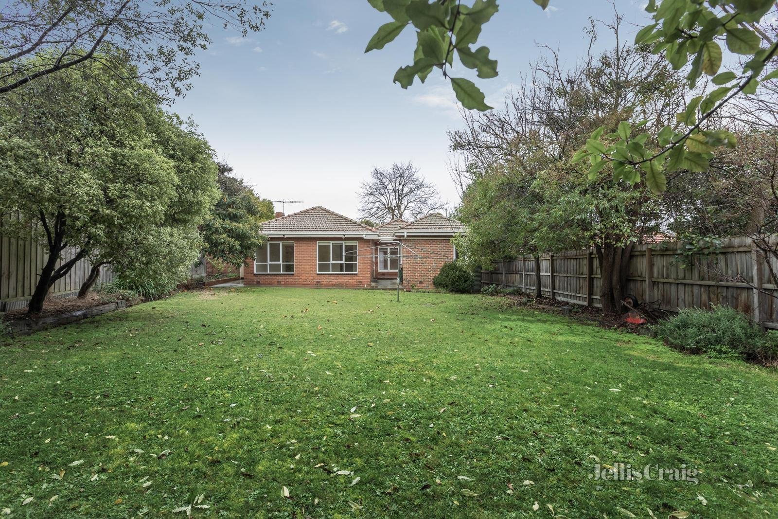 1 Duggan Street, Balwyn North image 6