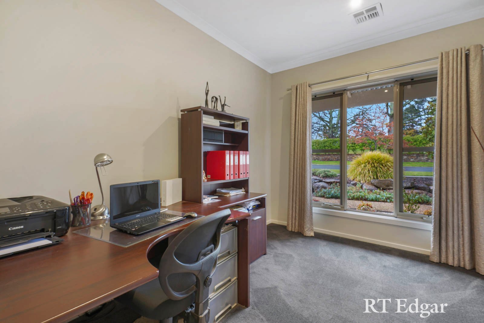 Property Gallery Thumbnail 11