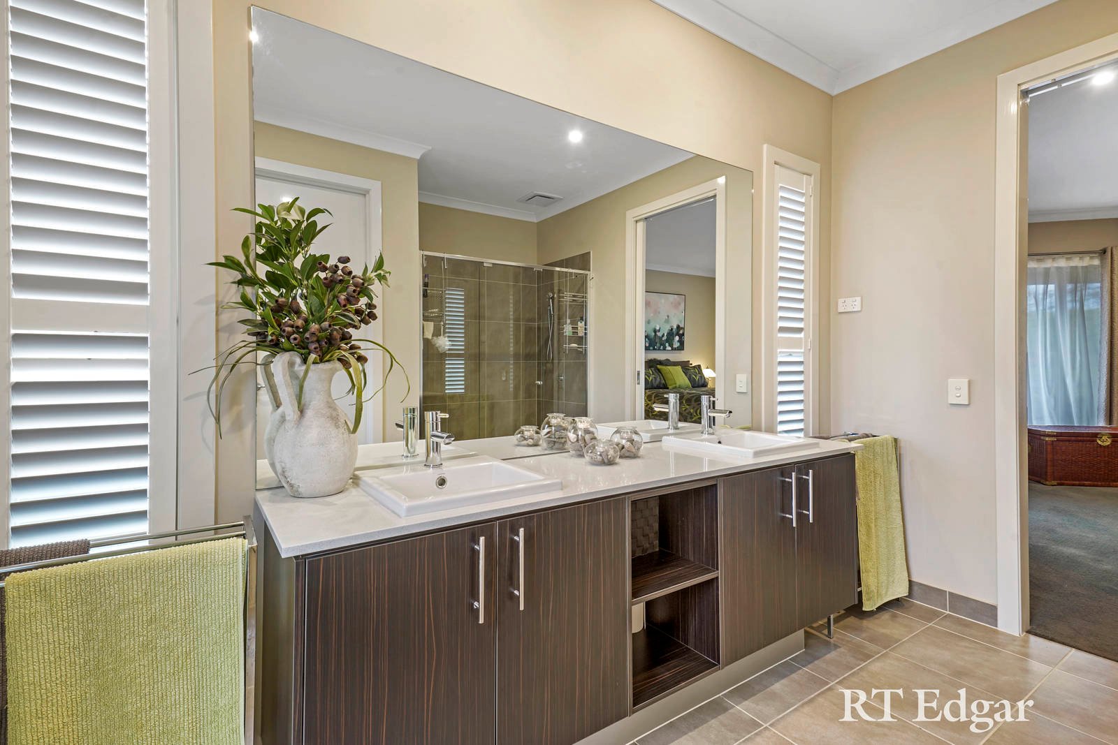 Property Gallery Thumbnail 13