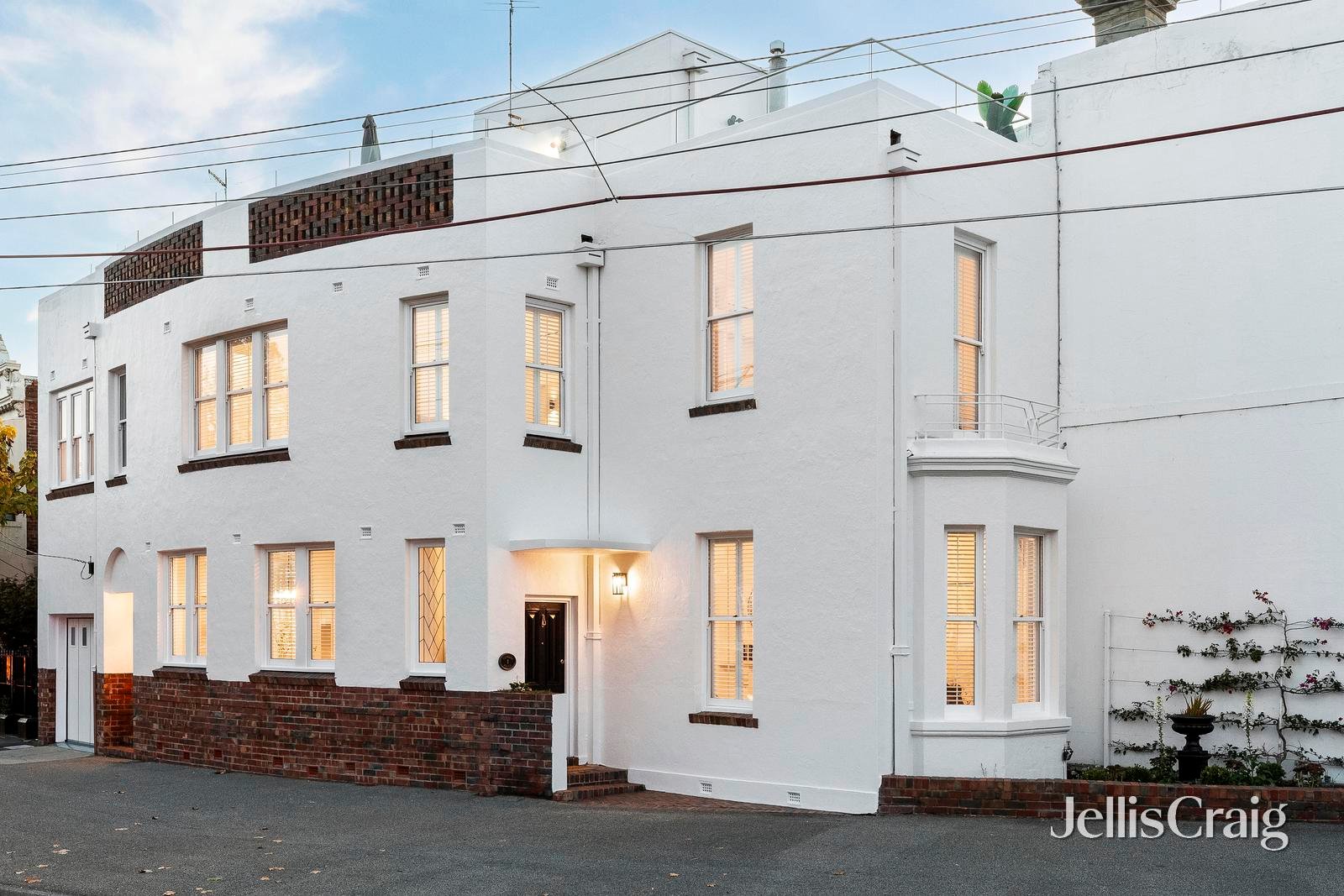 1 Dundas Place, Albert&nbsp;Park image 1