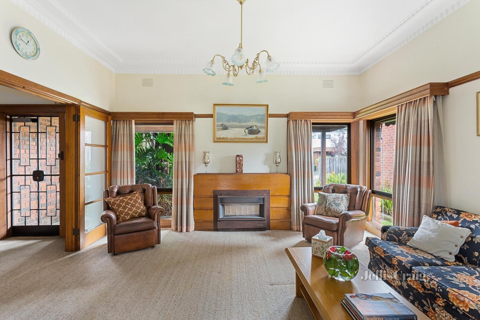 1 Ellindale Avenue, Mckinnon image 2