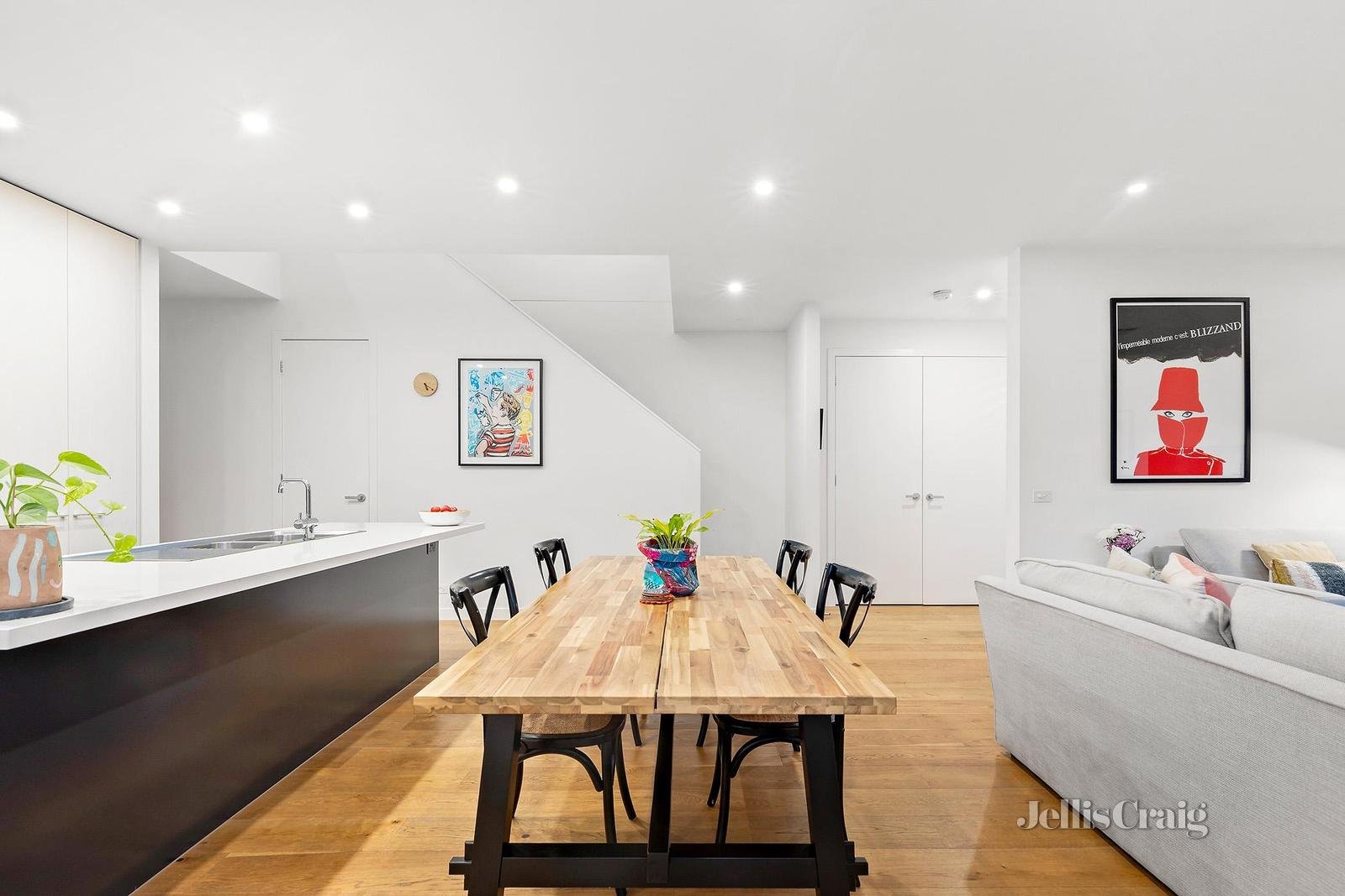 1 Ellsworth Crescent, Camberwell image 5