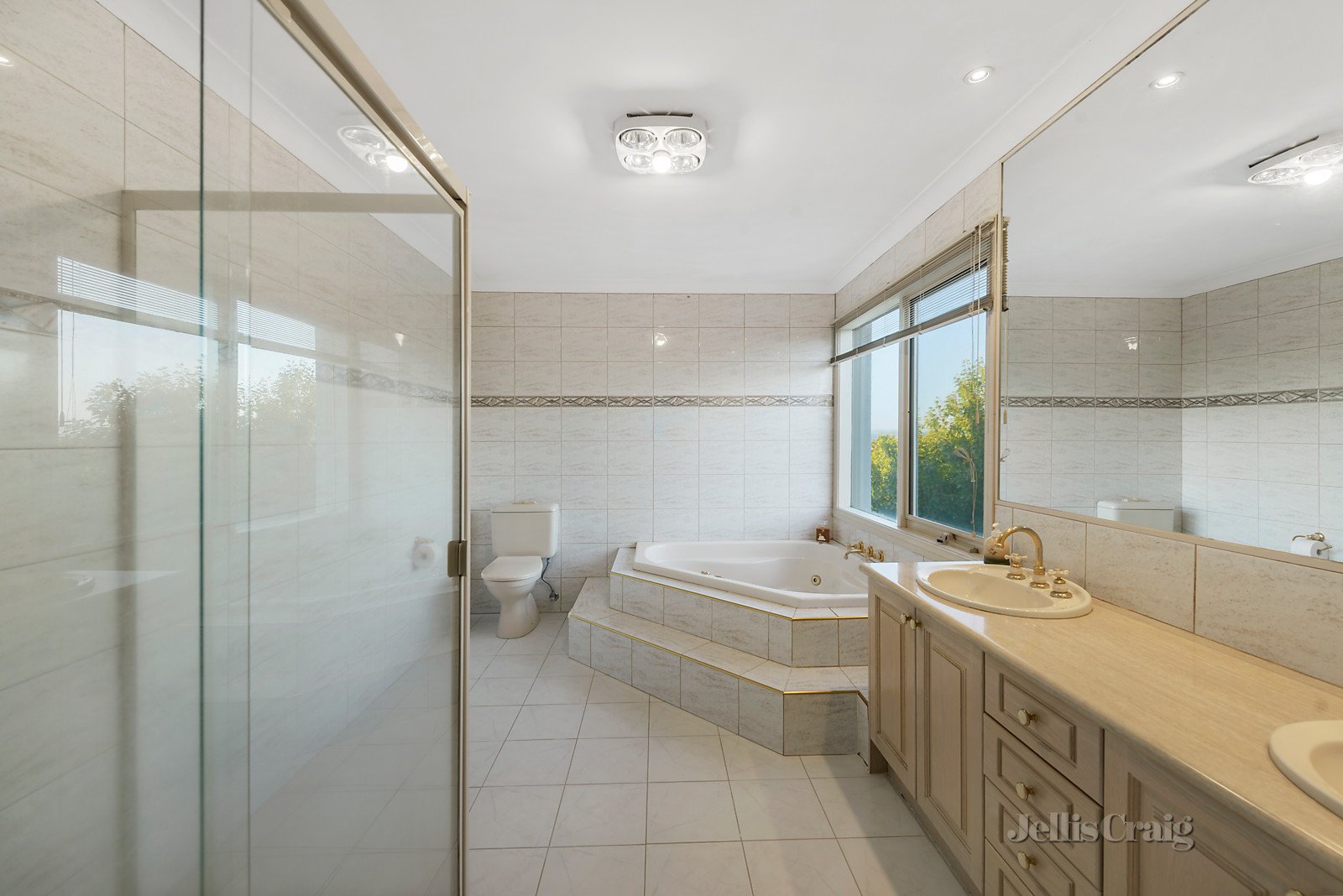 1 Elm Court, Templestowe image 8