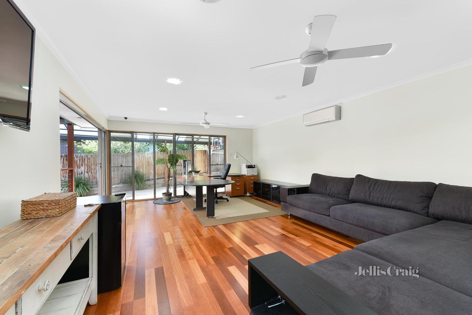 1 Elvara Court, Mulgrave image 2