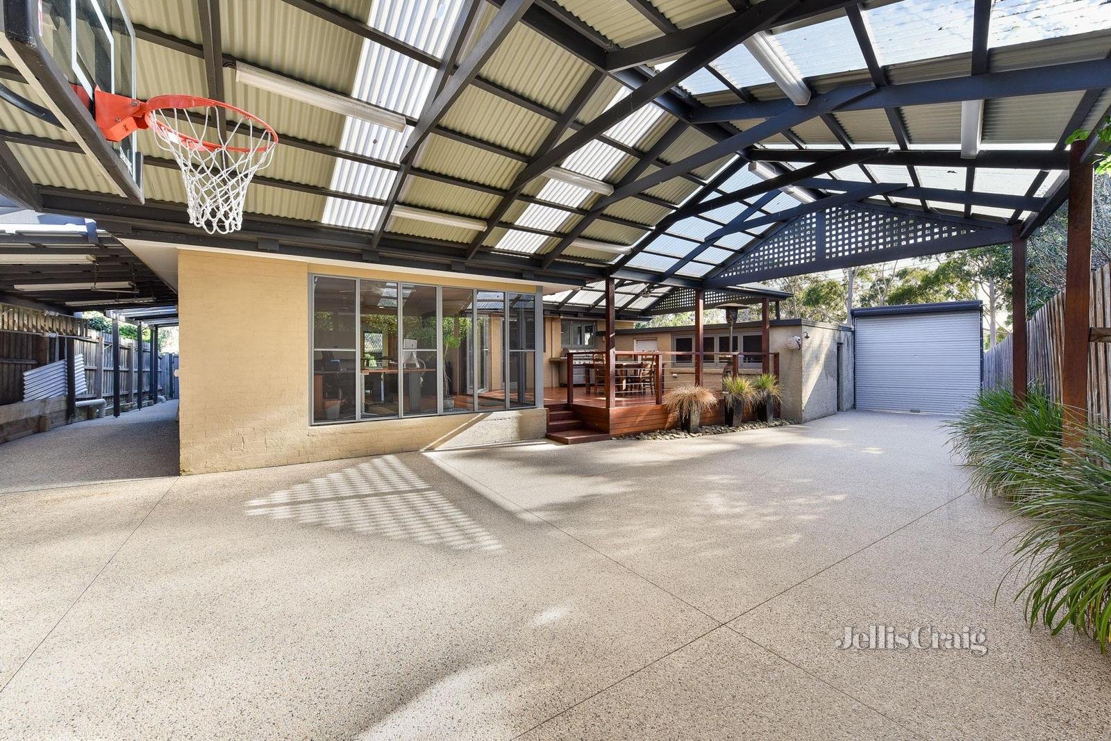 1 Elvara Court, Mulgrave image 12
