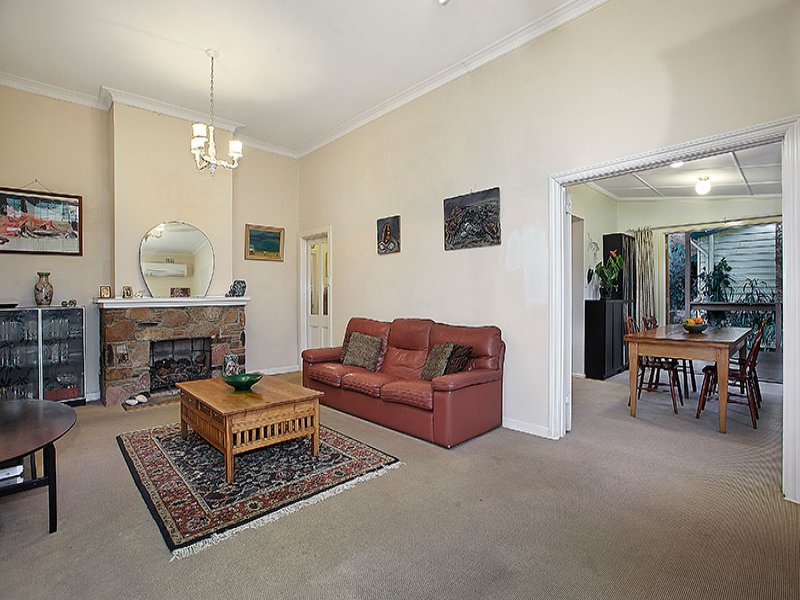 1 Everton Grove, Surrey Hills image 5