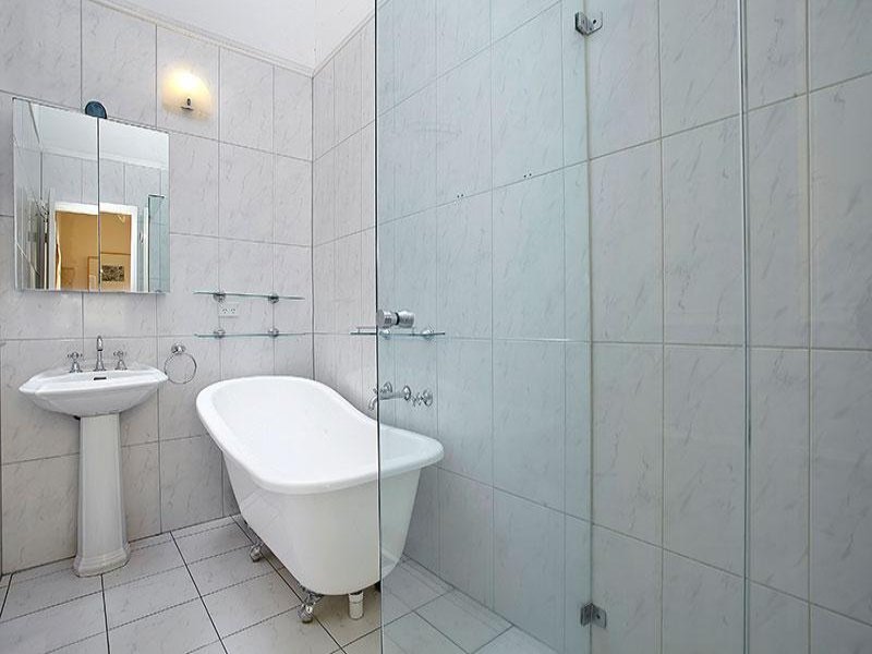 1 Everton Grove, Surrey Hills image 7