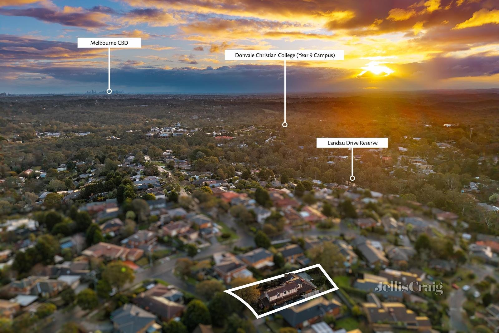 1 Farrer Court, Warranwood image 17