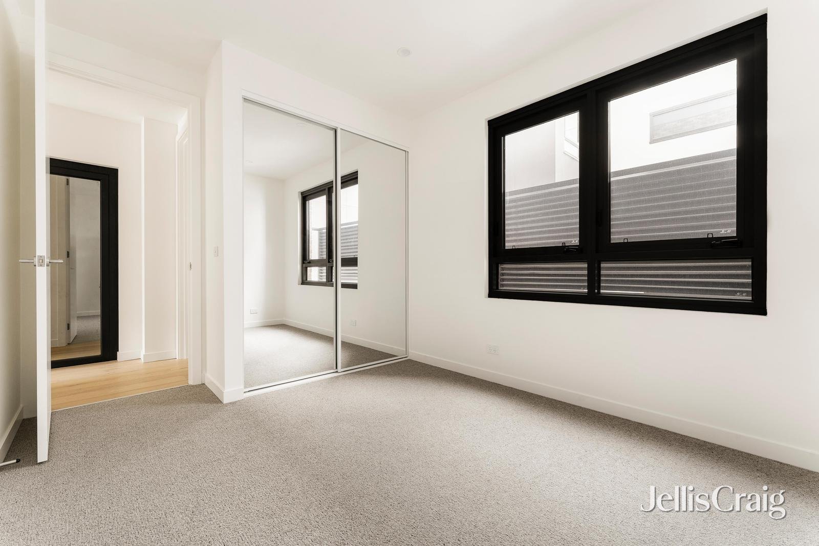 1 Felicia Road, Williamstown North image 10