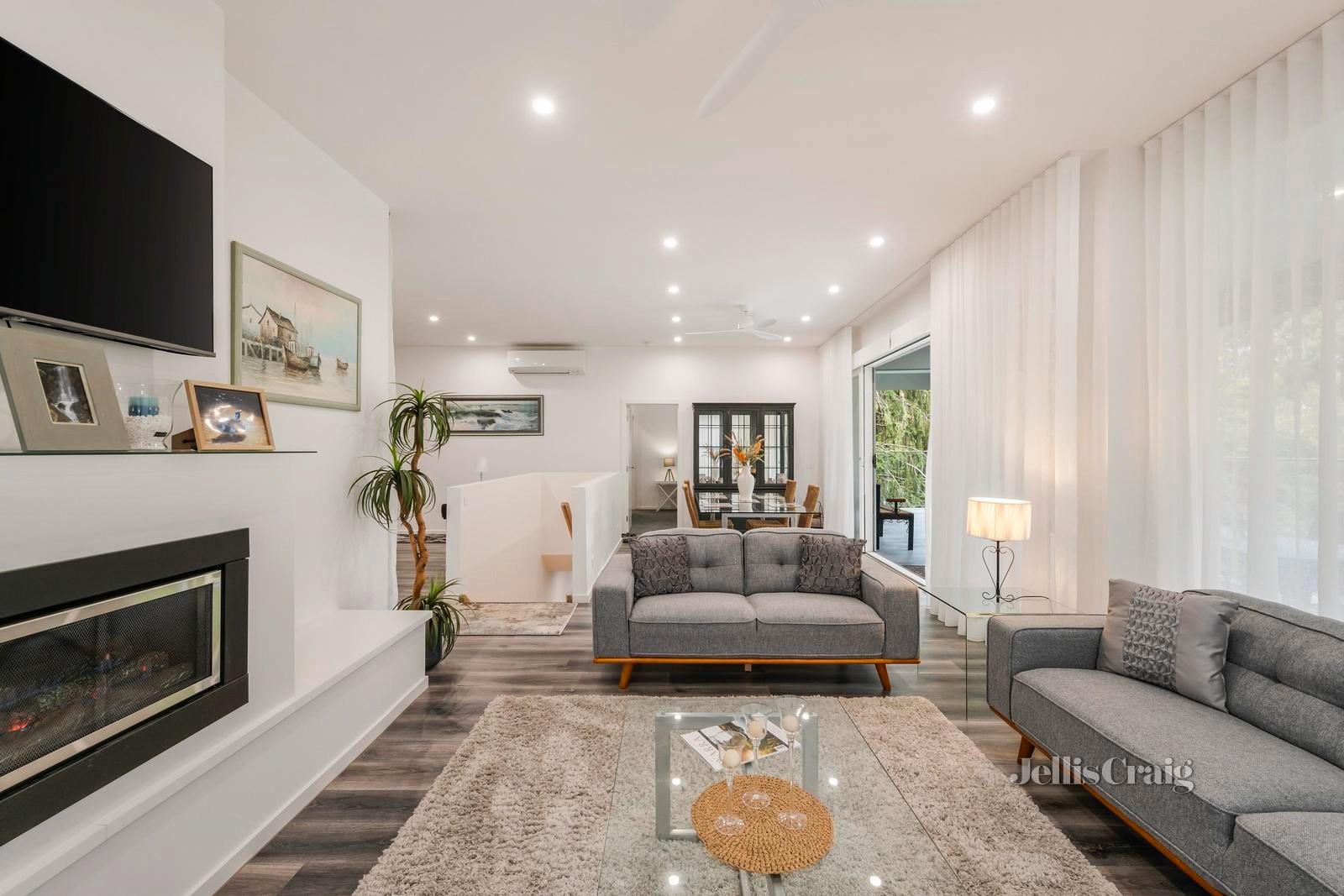 1 Ferndale Road, Warburton image 2
