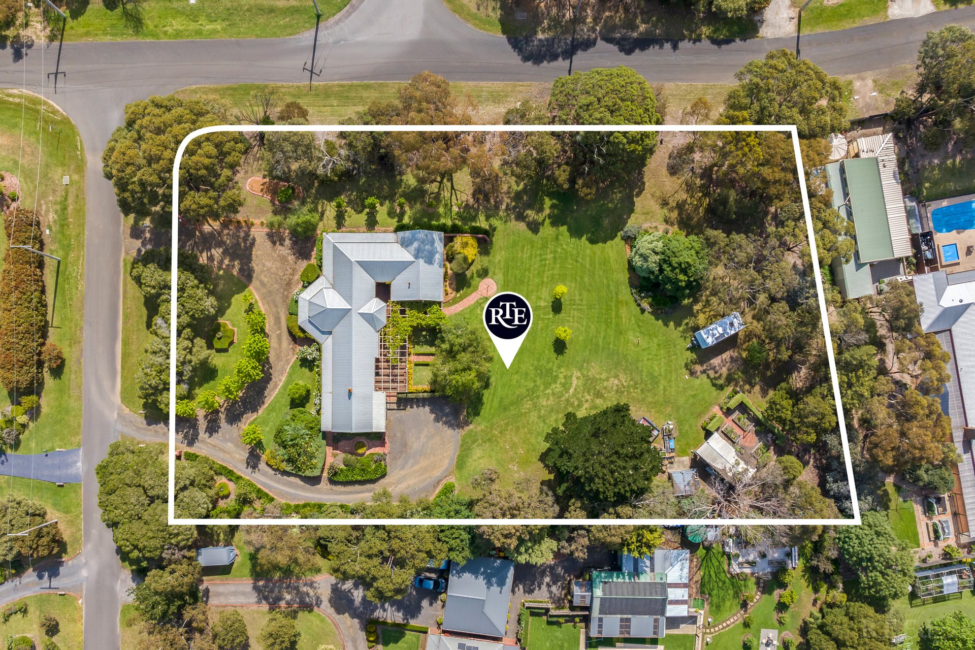 Property Gallery Thumbnail 18
