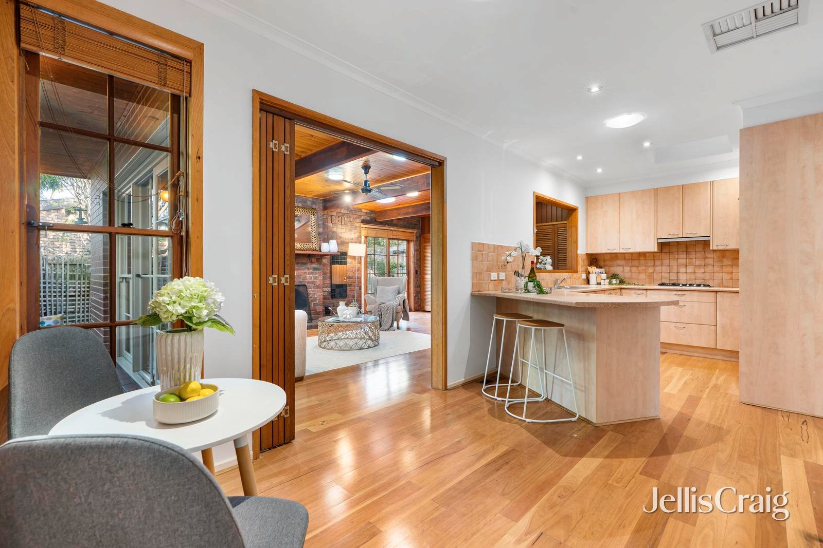 1 Franklin Court, Glen&nbsp;Waverley image 5