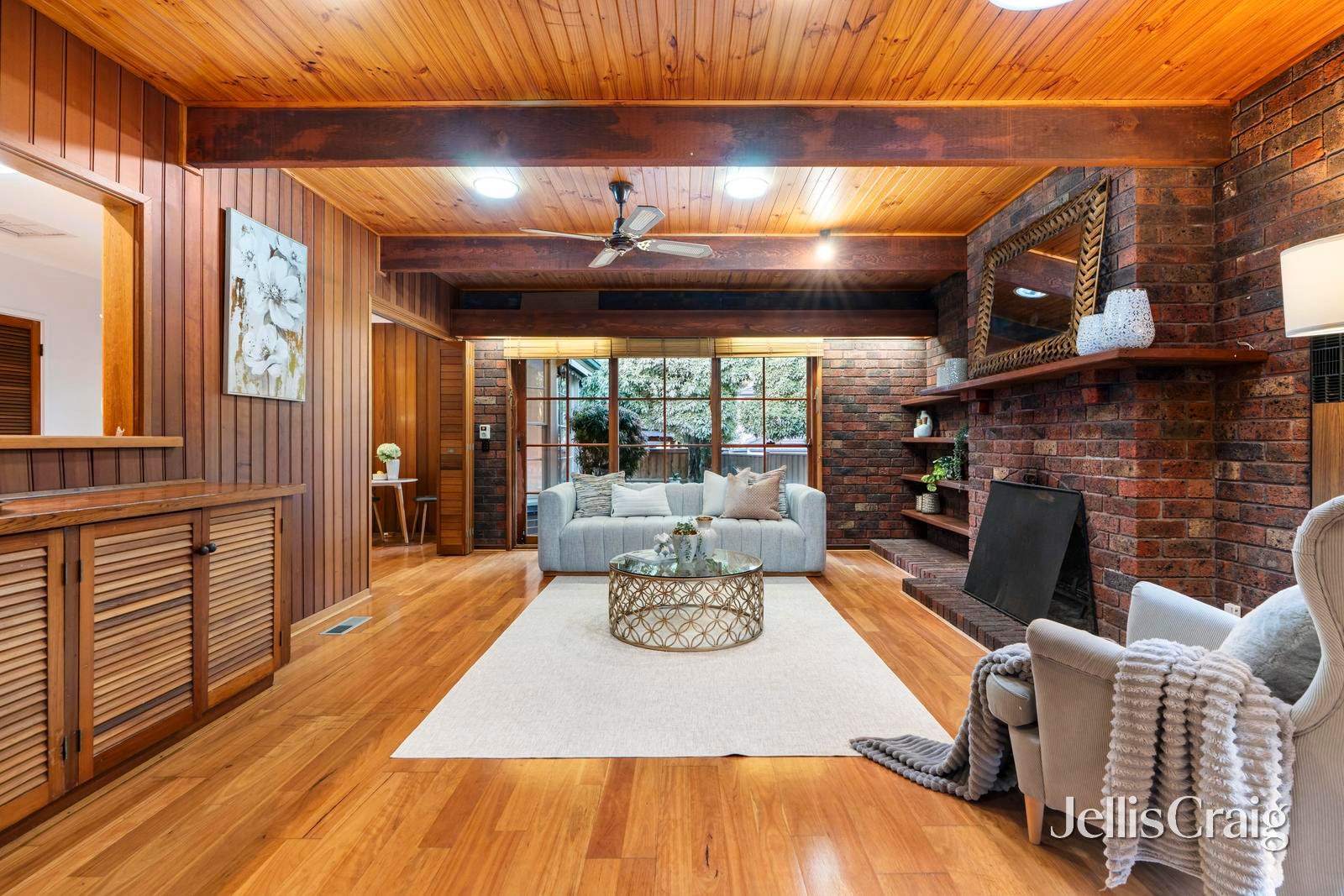 1 Franklin Court, Glen&nbsp;Waverley image 8
