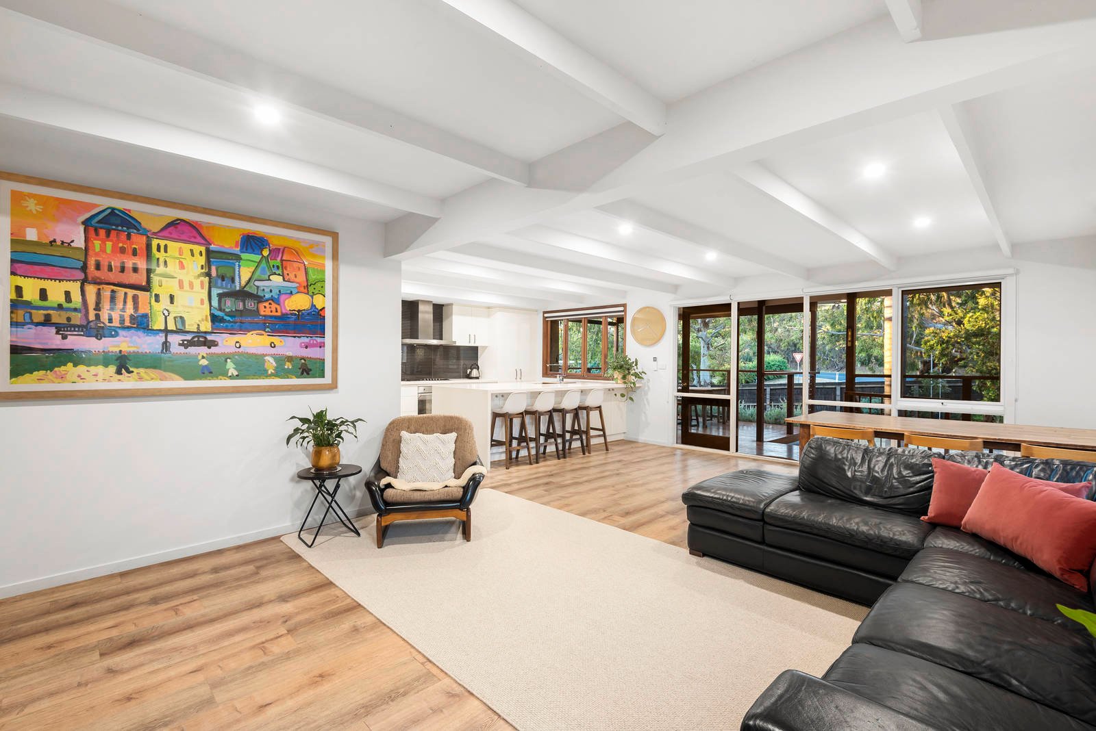 Property Gallery Thumbnail 6