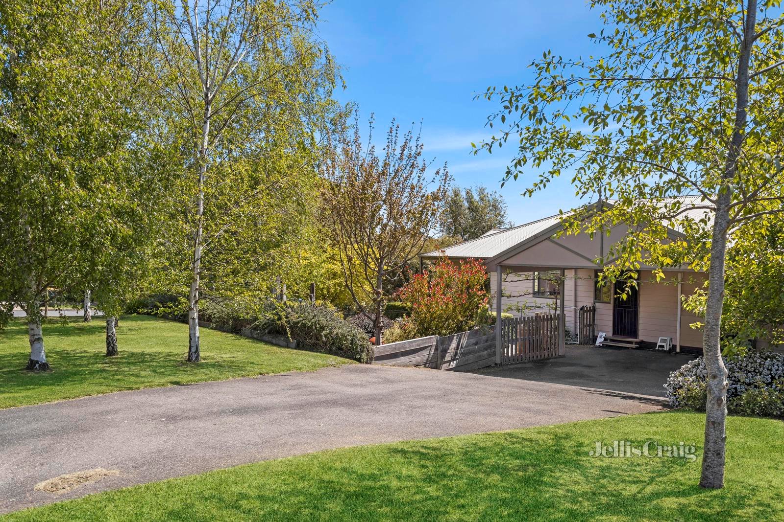 1 Garibaldi Drive, Daylesford image 8