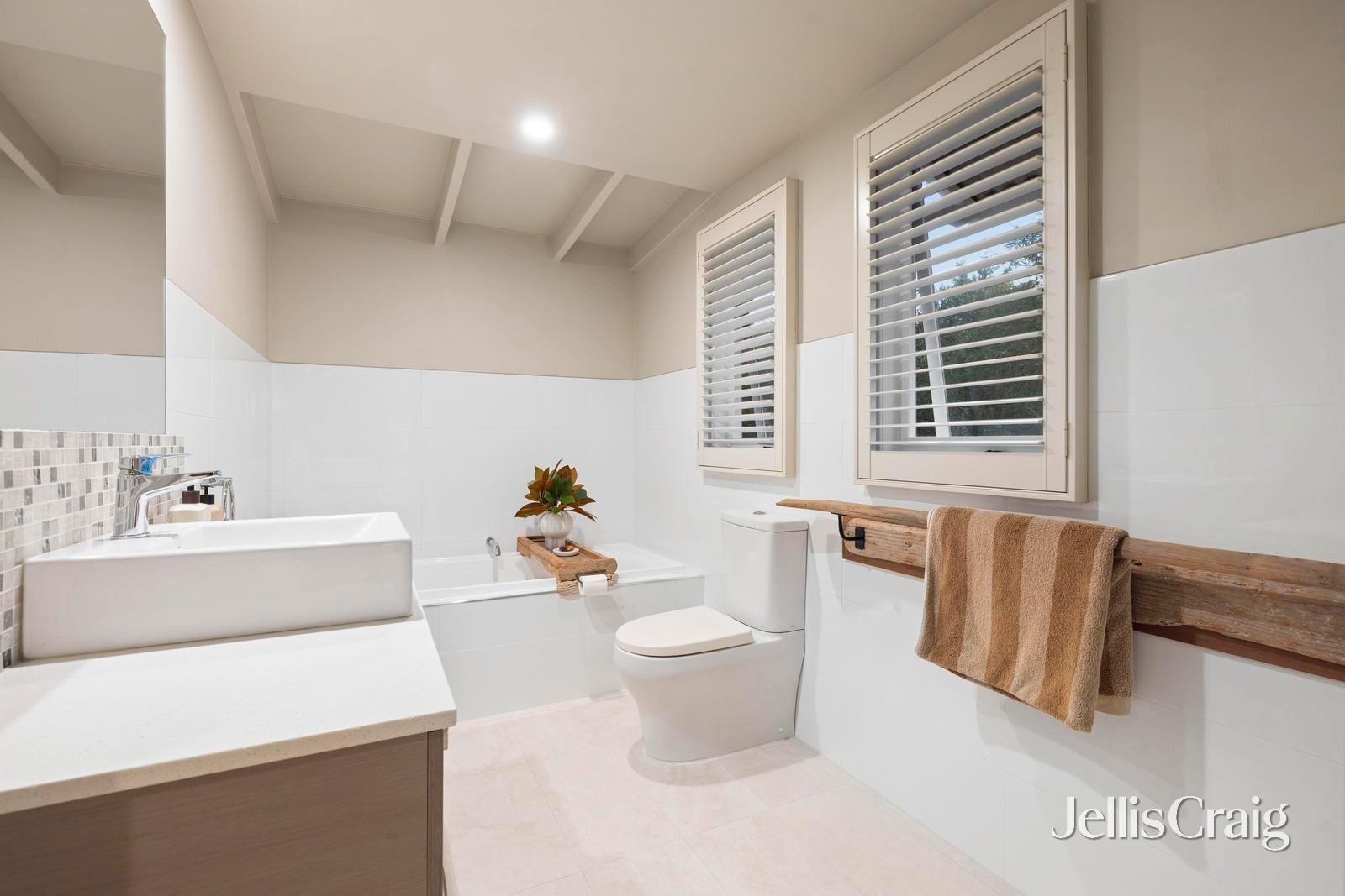 1 Geoffrey Street, Blairgowrie image 12