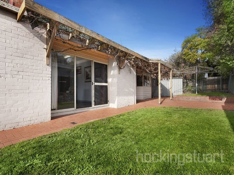 1 Gilbert Street, Mont Albert image 10