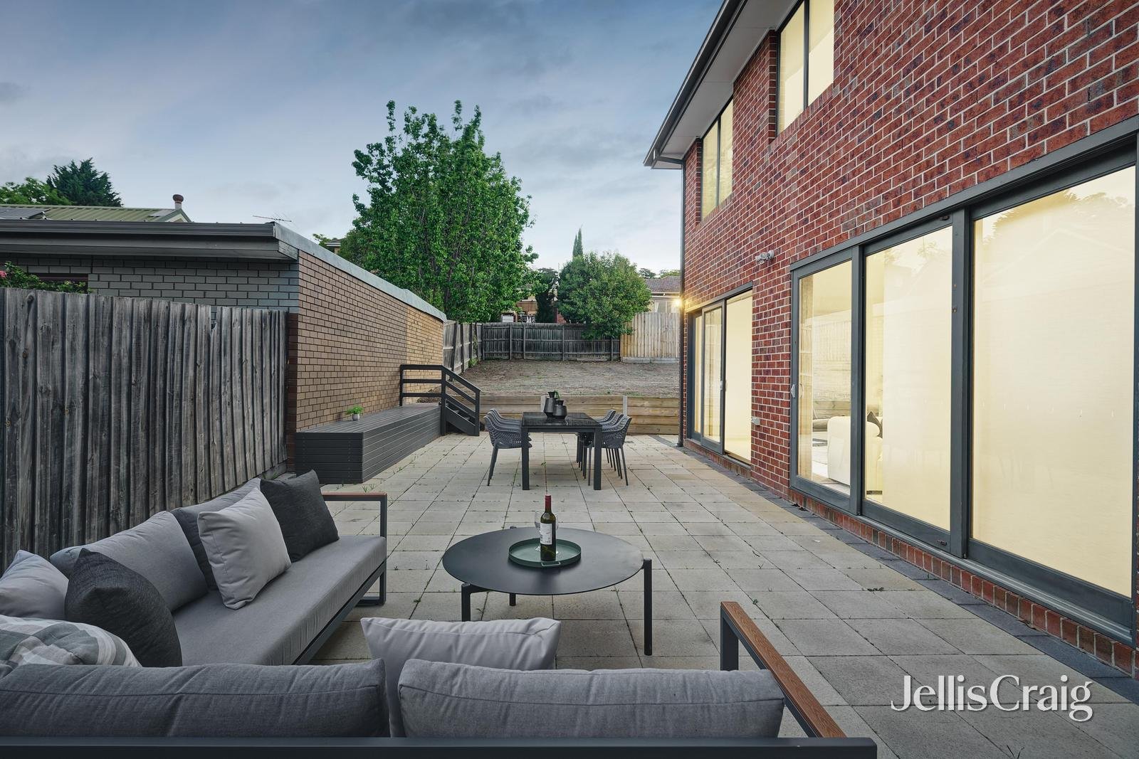 1 Gladstone Street, Surrey Hills image 14