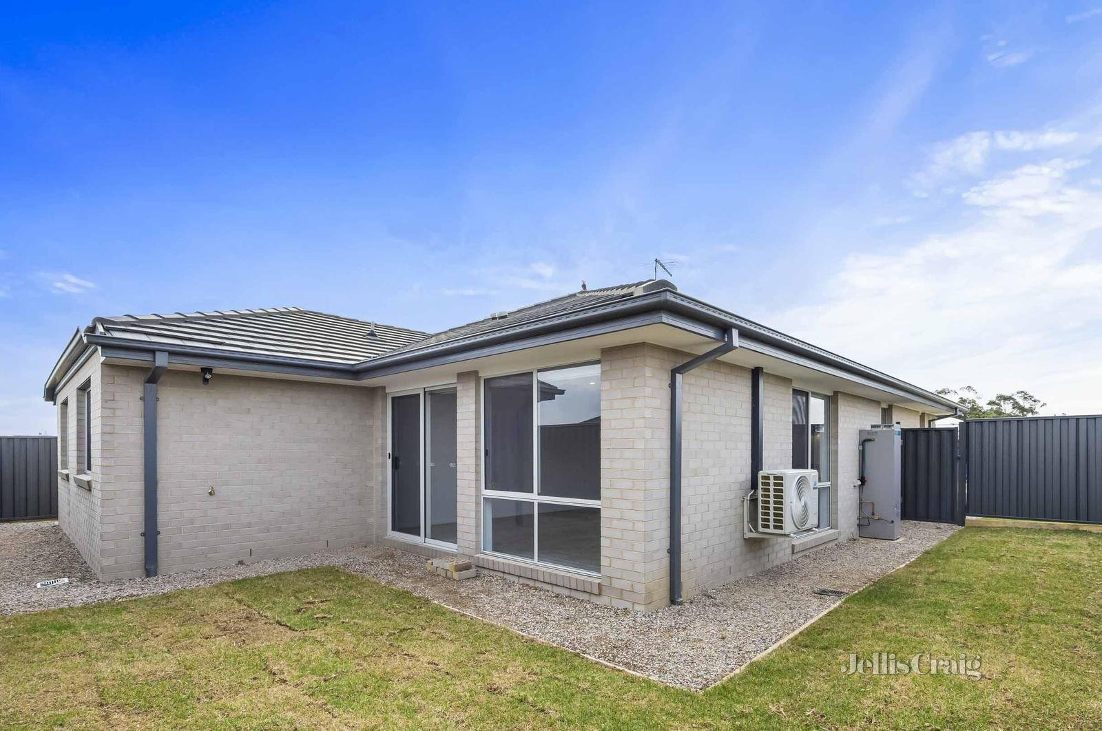 1 Goddard Street, Lucas image 8