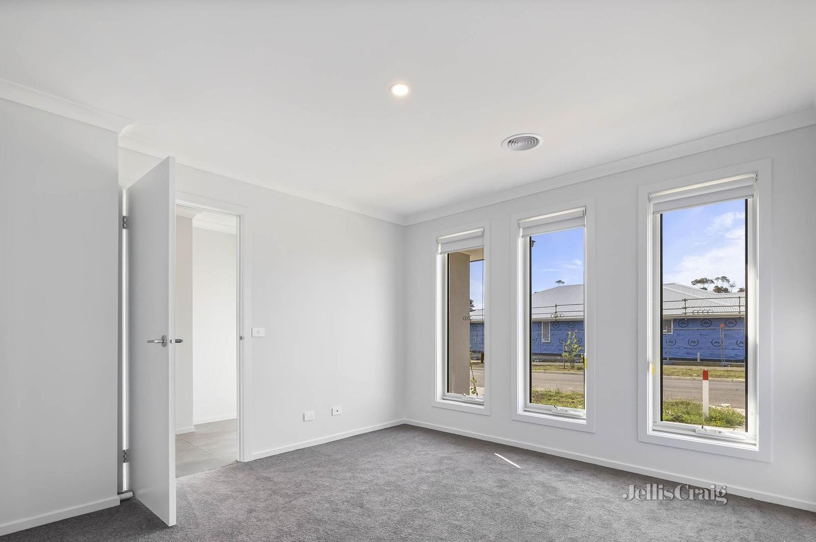 1 Goddard Street, Lucas image 2