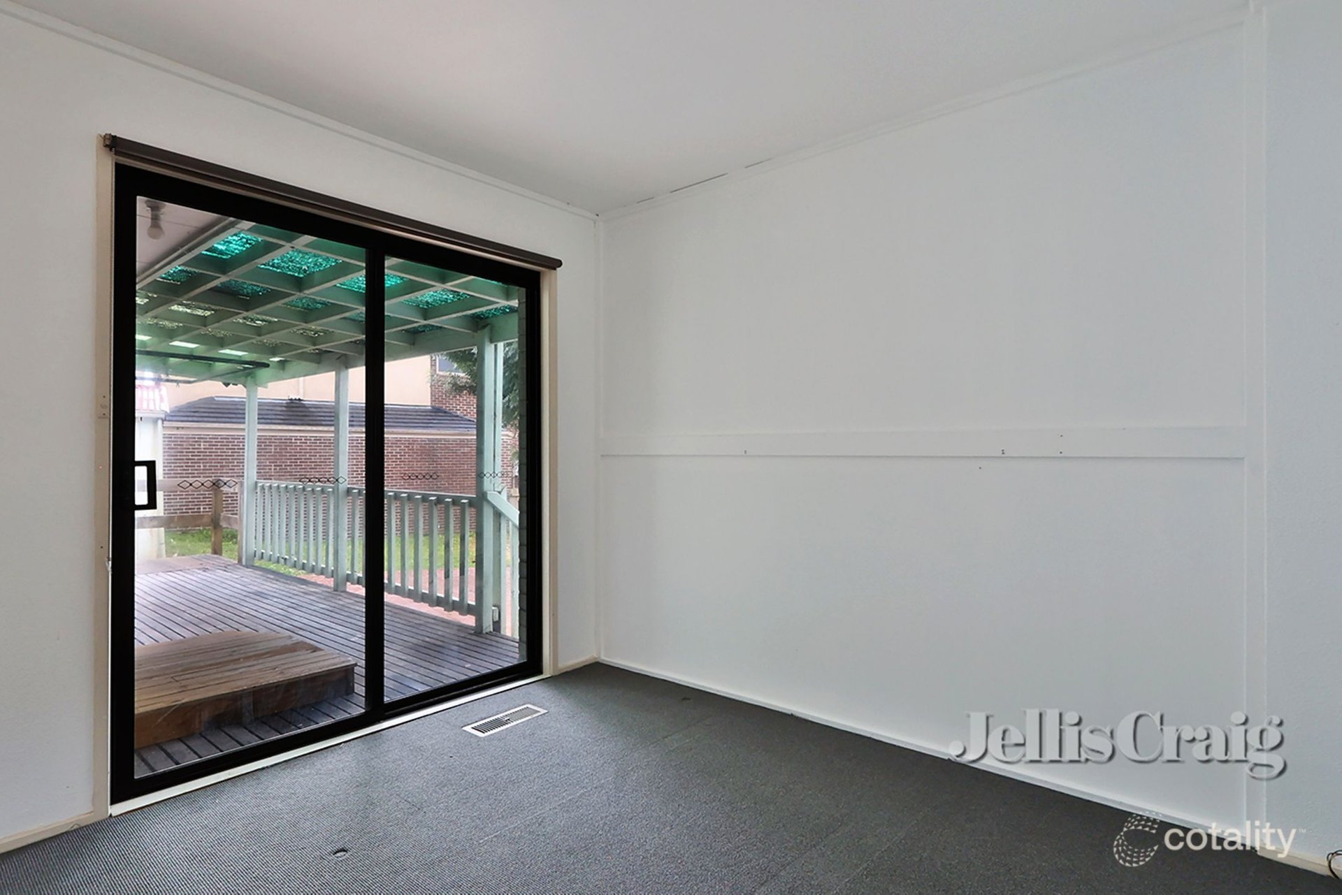 1 Golden Grove, Glen Waverley image 4