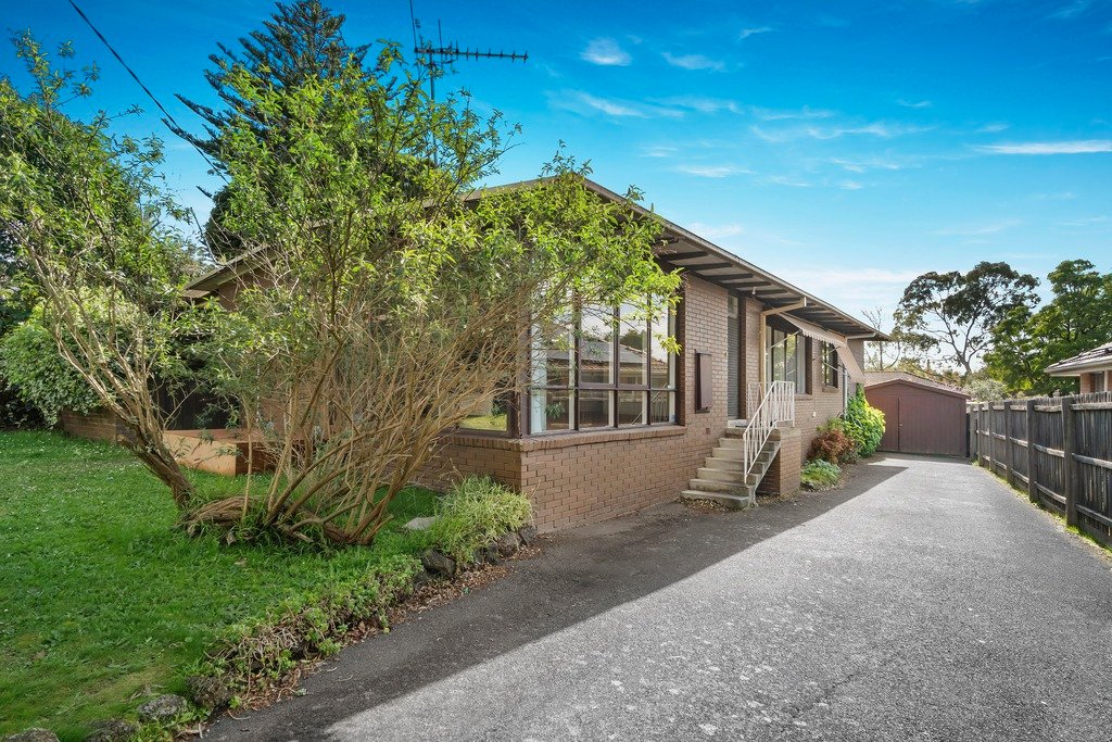 1 Golden Grove, Ringwood image 1