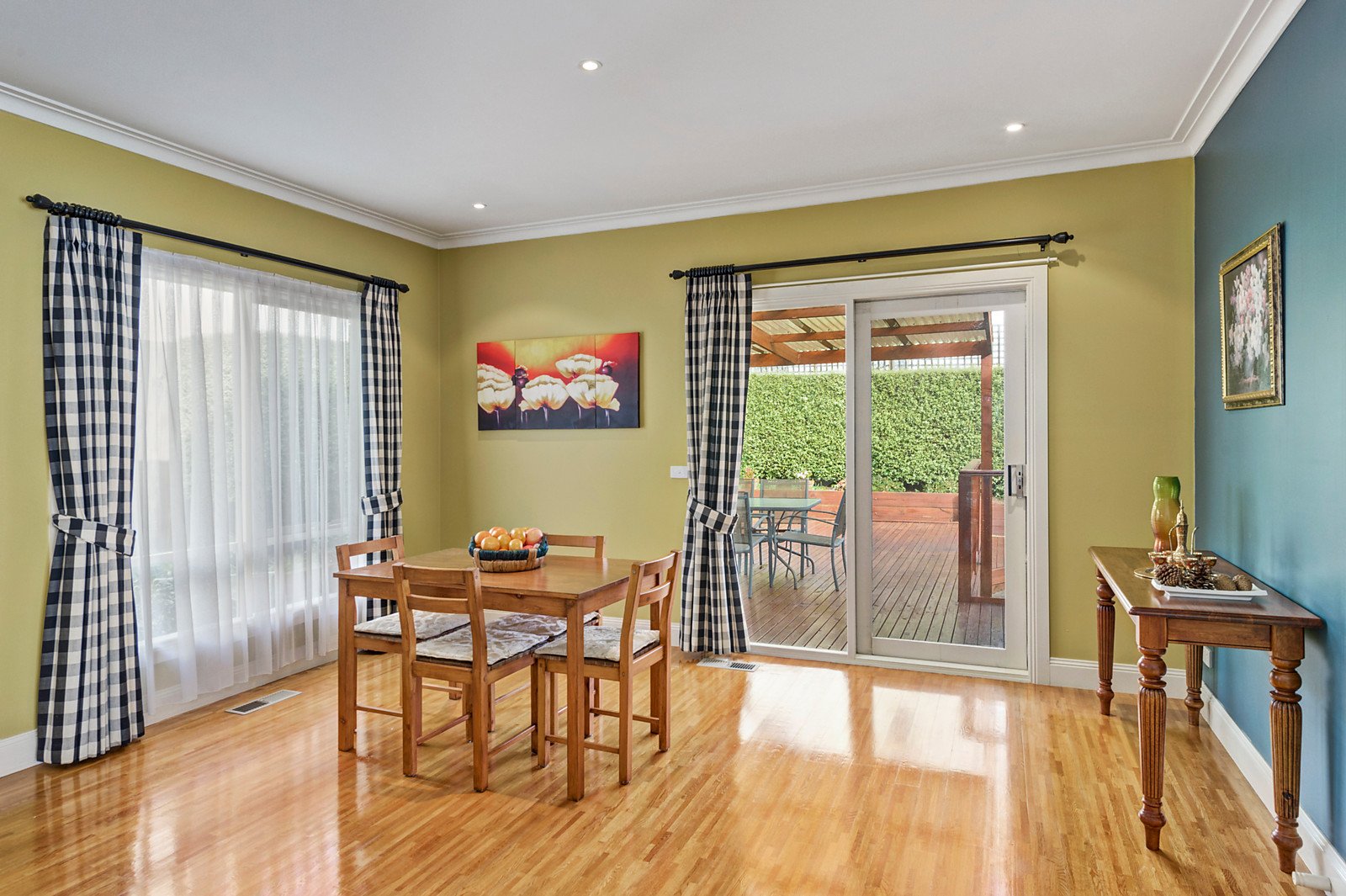 1 Golf Links Court, Doncaster image 7