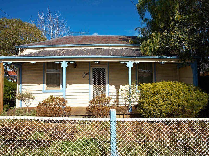 1 Goulburn Street,
                        
                    
                    
                        
                            YARRAVILLE