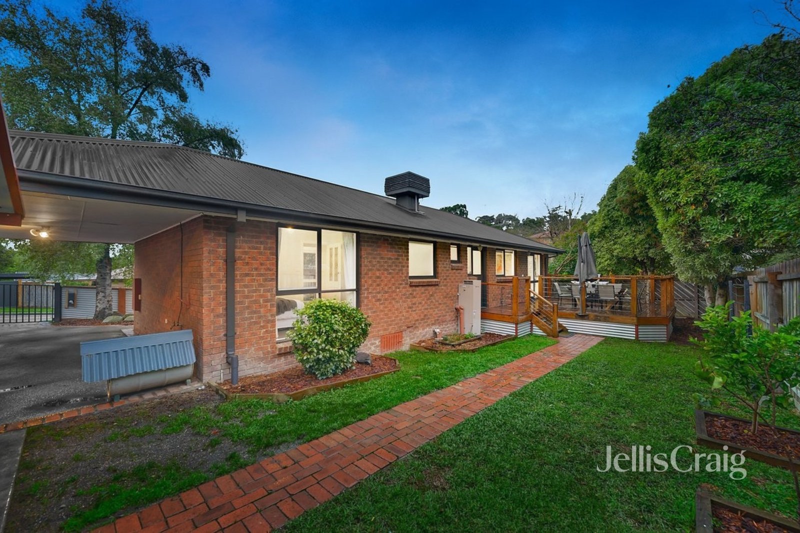 1 Gregg Street, Diamond Creek image 10