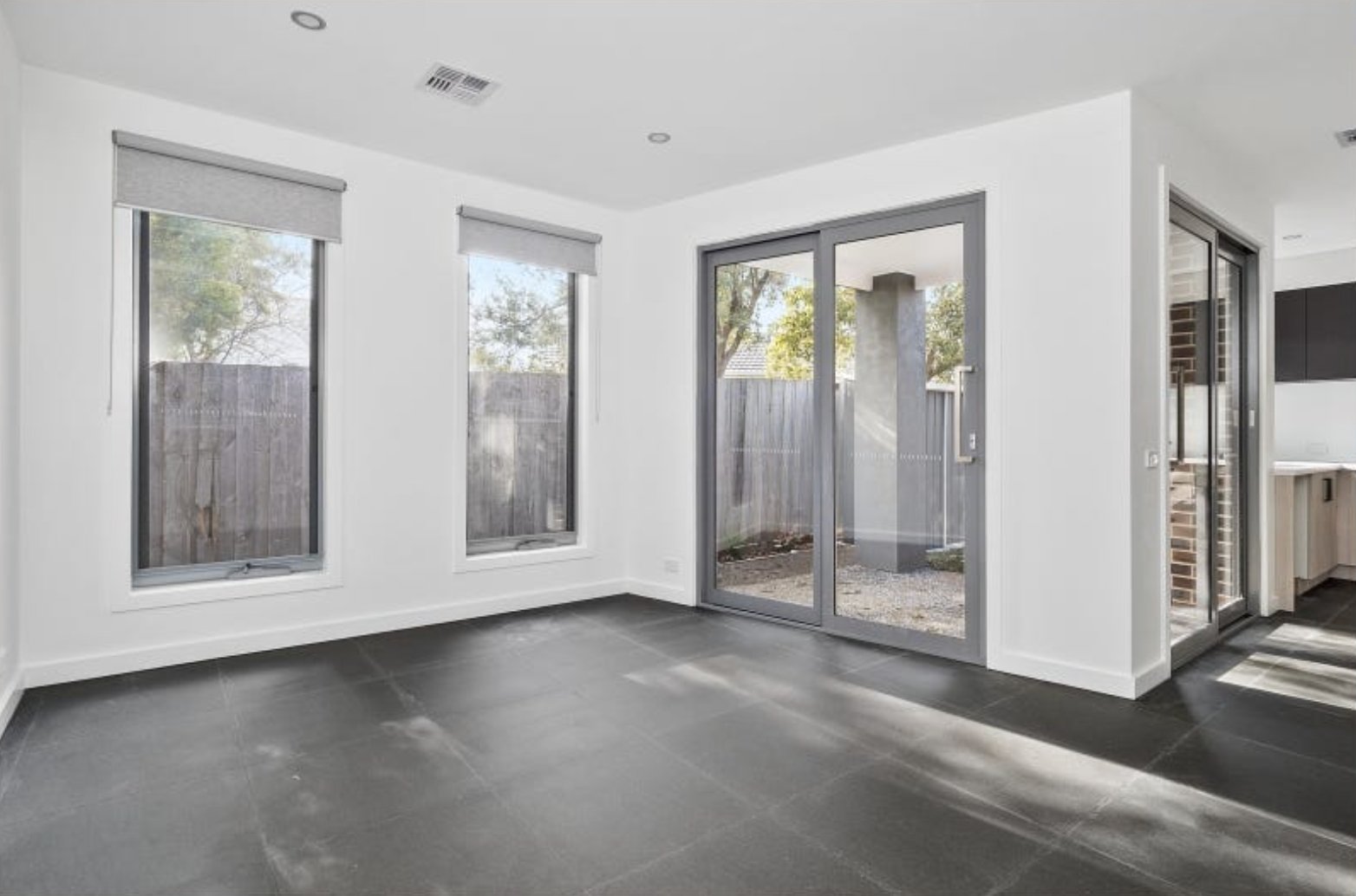 Property Gallery Thumbnail 2