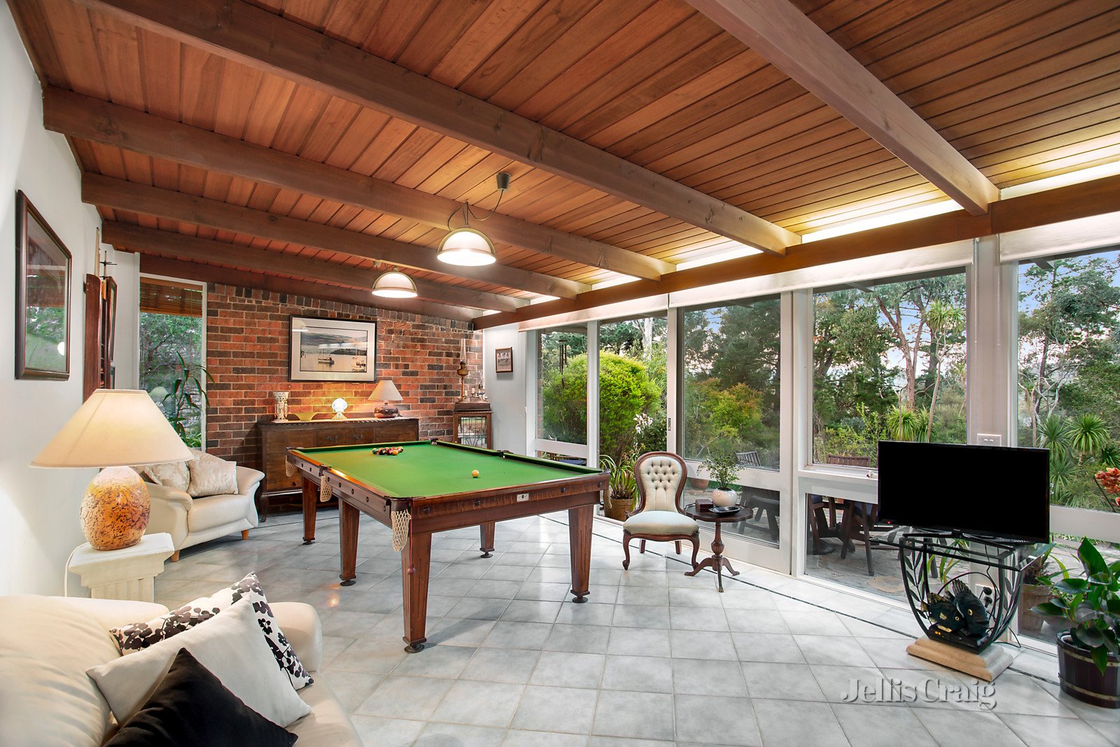 1 Hamilton Road, North Warrandyte image 6