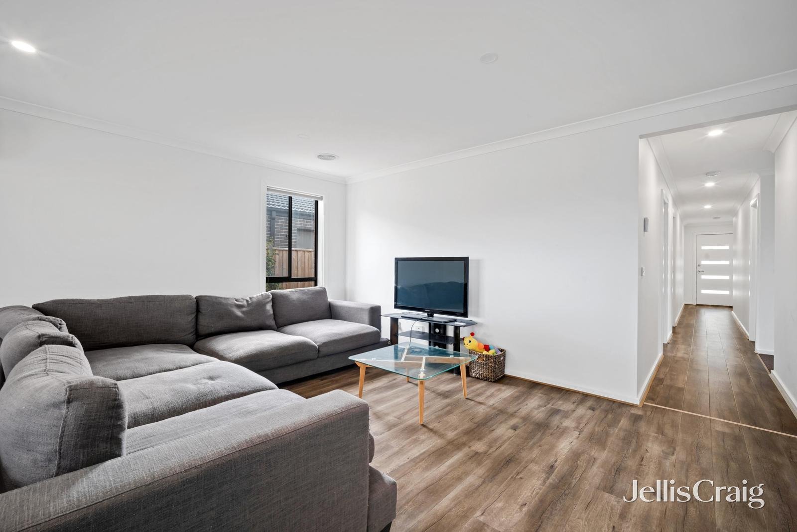 1 Harness Way, Winter Valley image 2