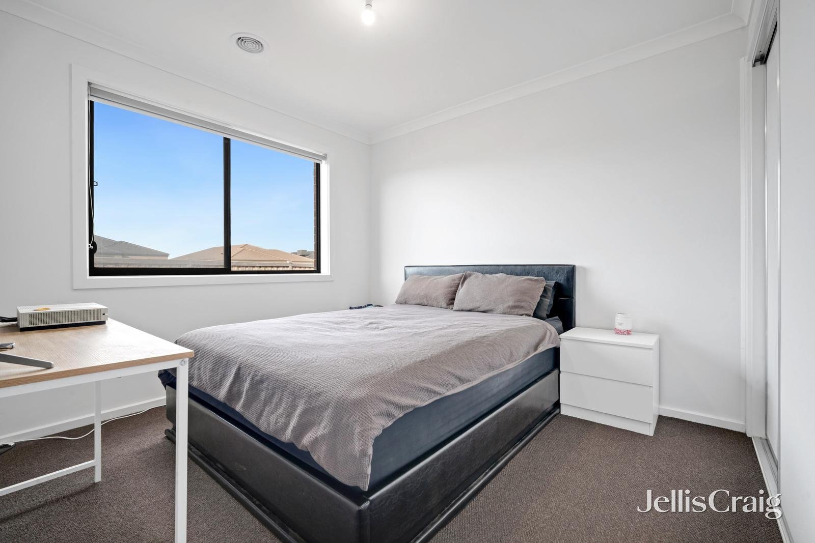 1 Harness Way, Winter Valley image 8