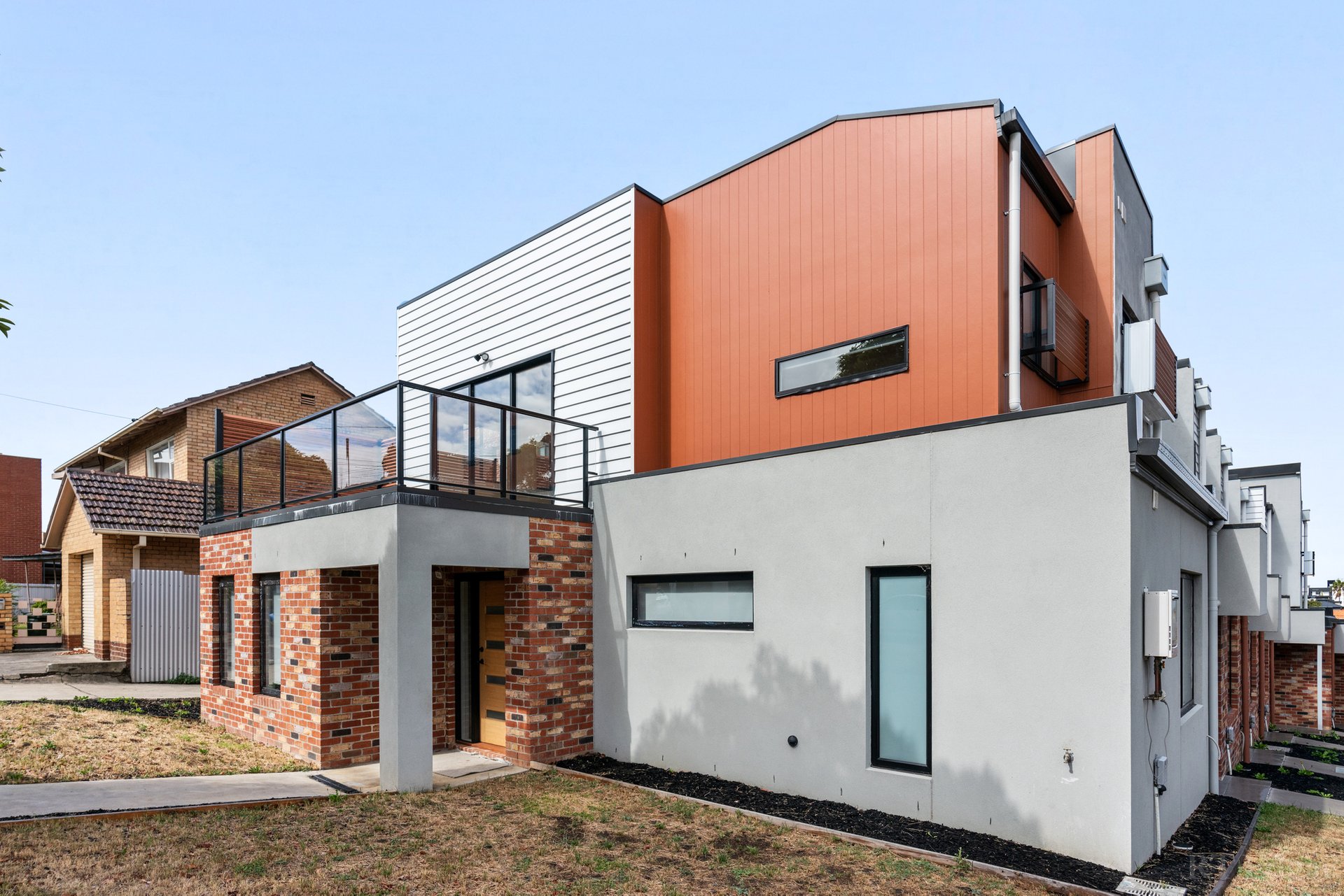 Property Gallery - Main Image