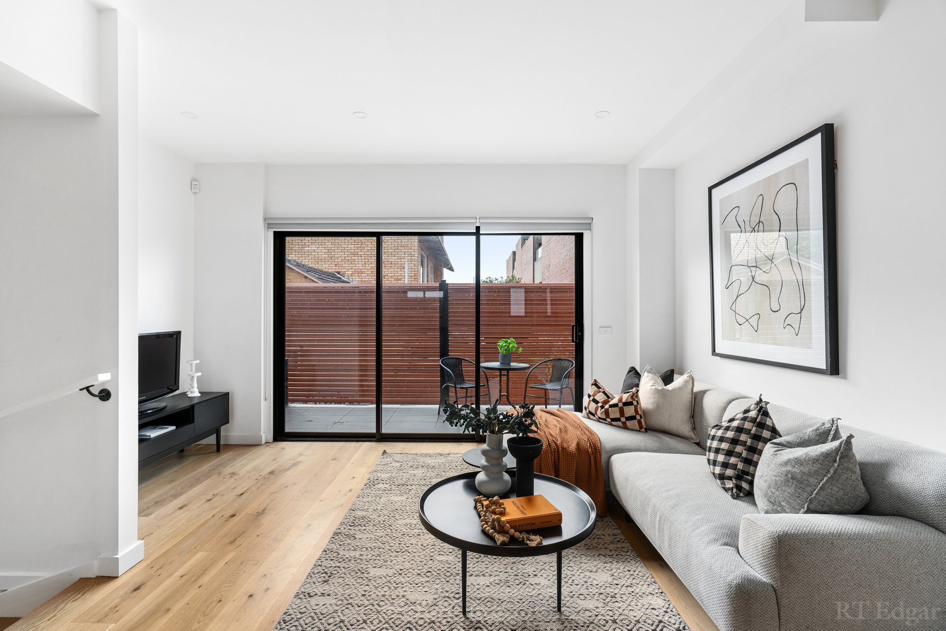 Property Gallery Thumbnail 2