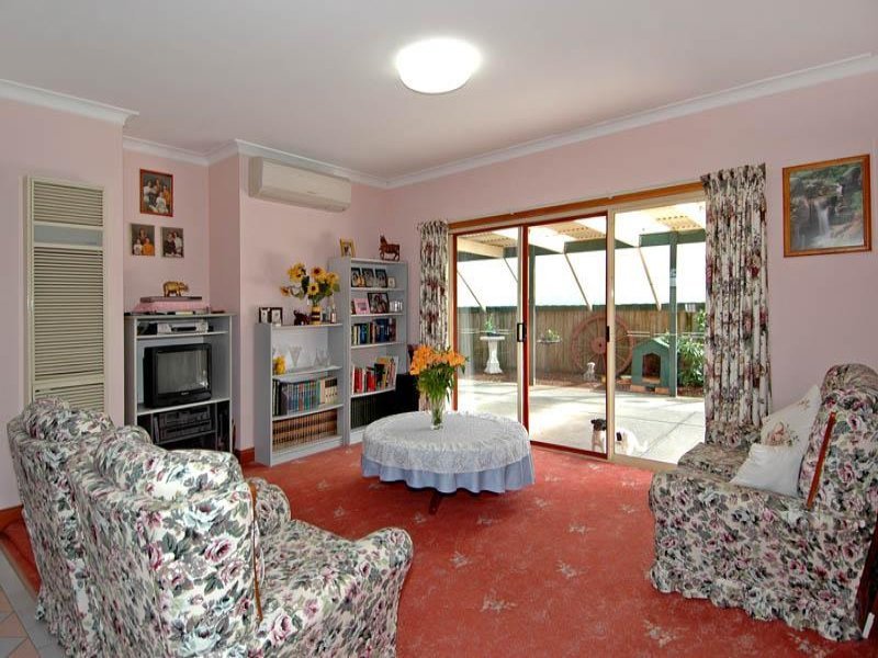1 Hayes Court, Lovely Banks image 2