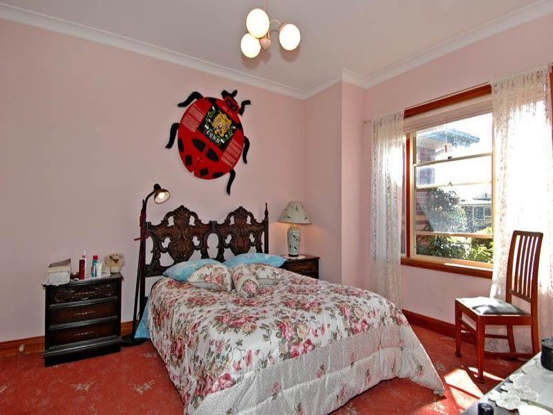 1 Hayes Court, Lovely Banks image 6